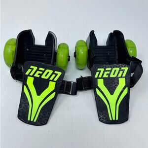 Neon Street Rollers Green Clip & Go Light‎ Up Heel Adjustable Shoe Skates Youth
